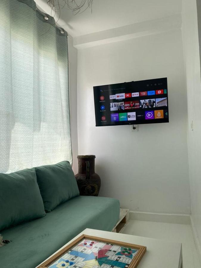Appartement A Ksar Sghir En Face Du Terminal Passagers De Ferry Port Tanger Med Zewnętrze zdjęcie
